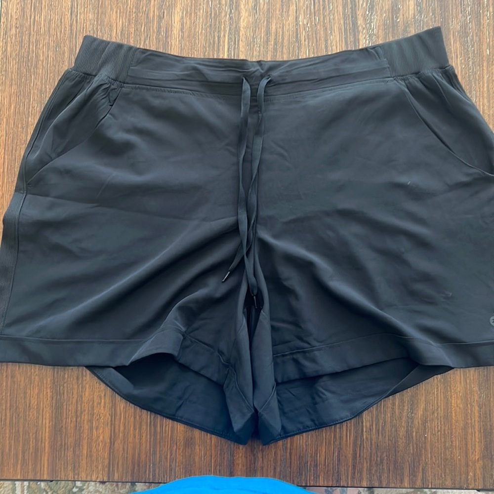 Woman’s Black Shorts with Drawstring
